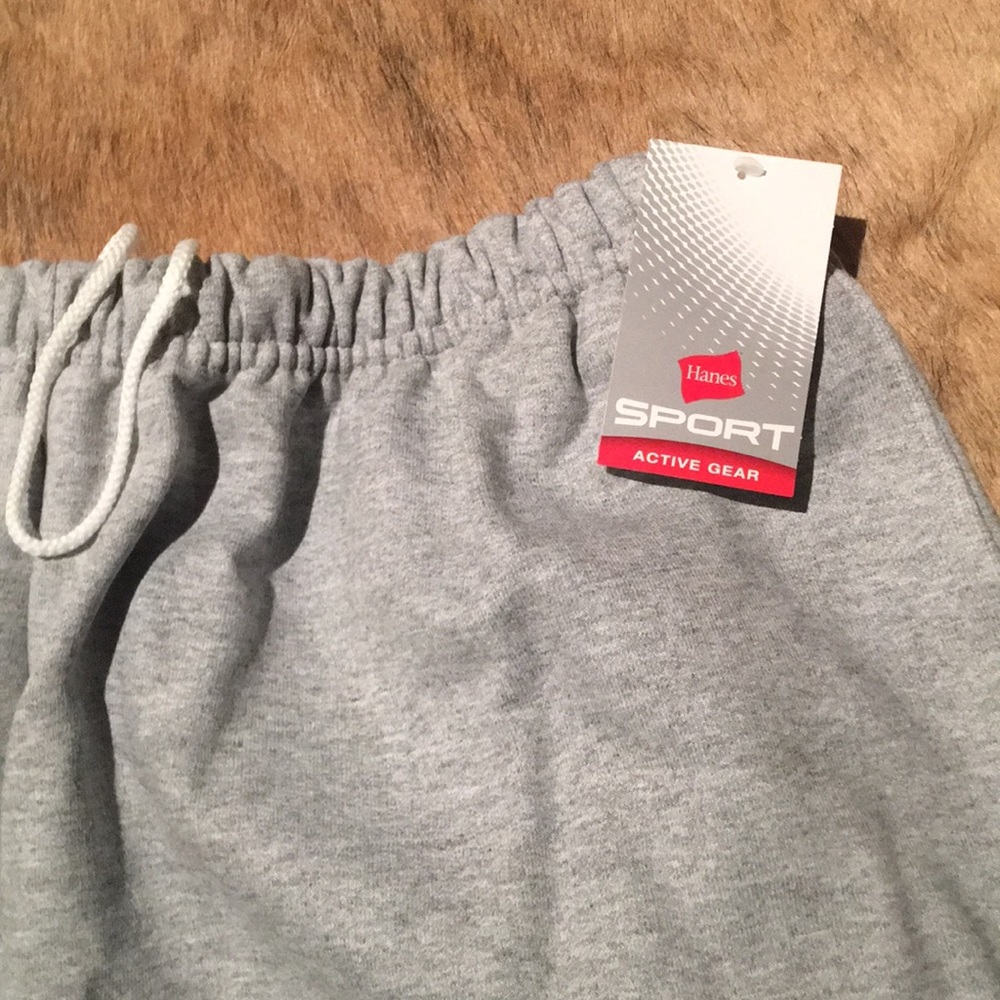 Hanes oversized men’s grey sweatpants- NWT